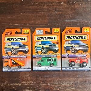 3 NWT 1999 Matchbox "Speedy Delivery" Vehicles